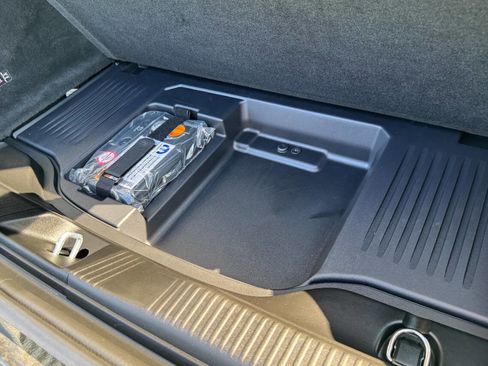 Used 2025 Dodge Charger Daytona R/T w/ Plus Group image 14