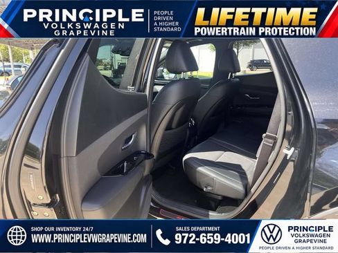Used 2022 Hyundai Santa Cruz Limited AWD/4WD image 23