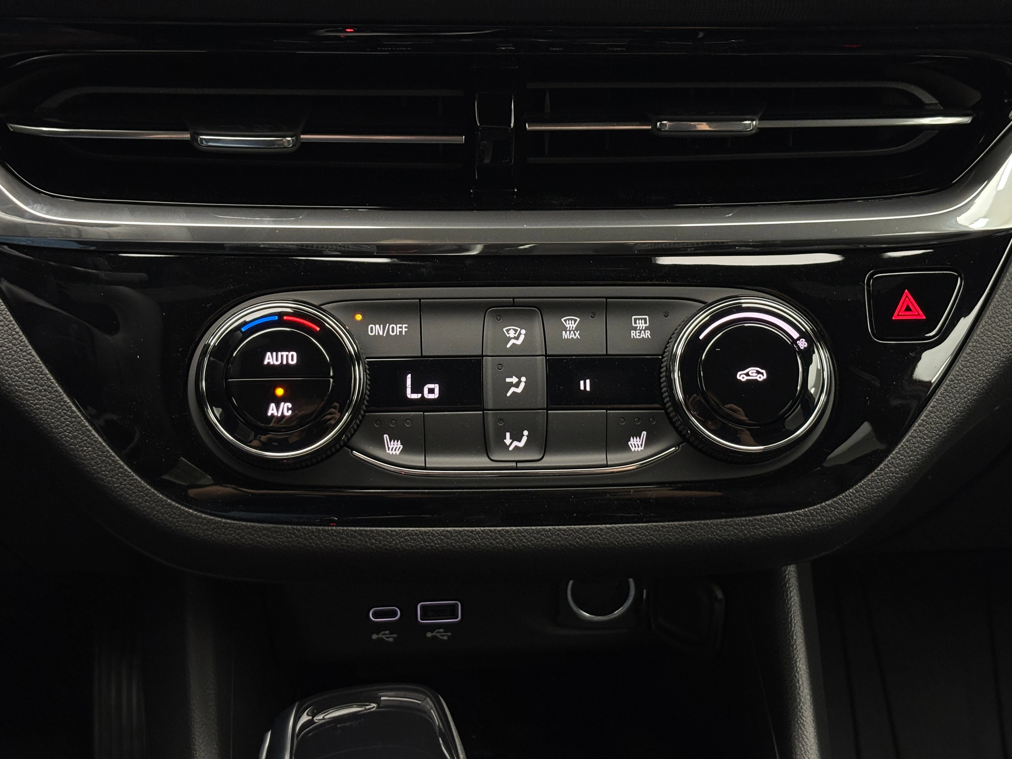 New 2026 Buick Envista Sport Touring w/ Convenience I Package FWD image 25