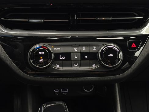 New 2026 Buick Envista Sport Touring w/ Convenience I Package FWD image 25