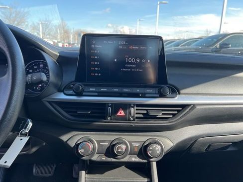 Certified 2023 Kia Forte LXS image 17