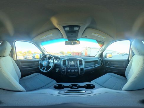 Used 2015 RAM 1500 Express image 32