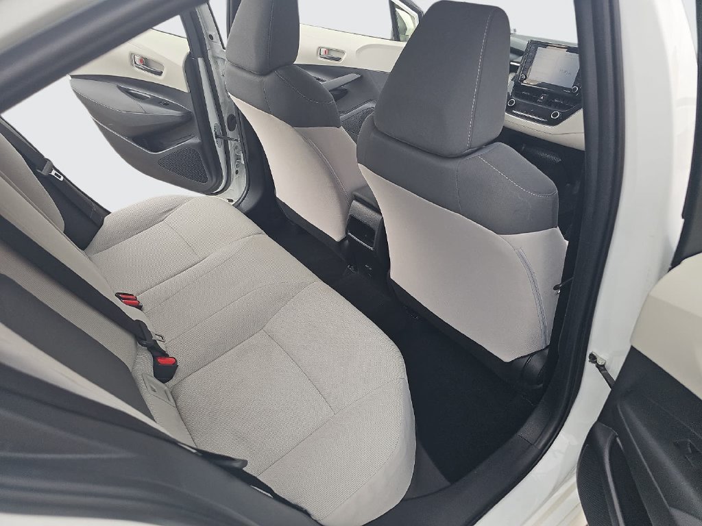 Used 2022 Toyota Corolla LE w/ Carpet Mat Package (TMS) FWD image 12