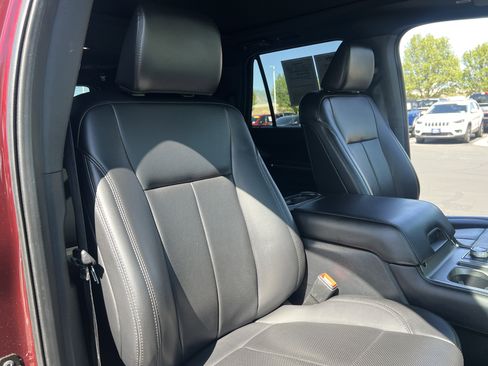 Used 2021 Ford Expedition Max XLT AWD/4WD image 29