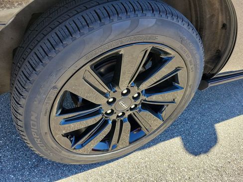 Used 2022 Lincoln Navigator Reserve image 6