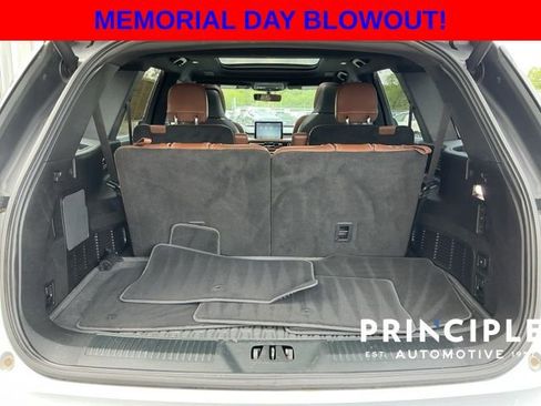 Used 2020 Lincoln Aviator Reserve w/ Equipment Group 202A AWD/4WD image 11
