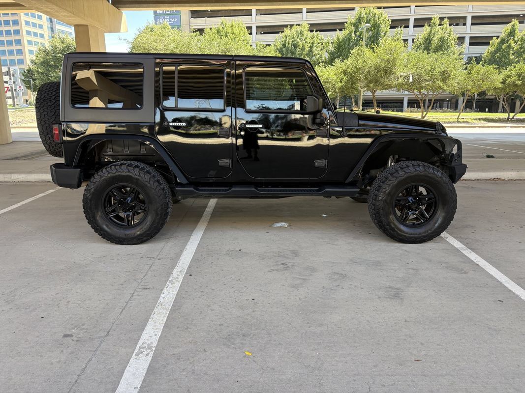 Used 2017 Jeep Wrangler Unlimited Sport w/ Quick Order Package 24S AWD/4WD image 4