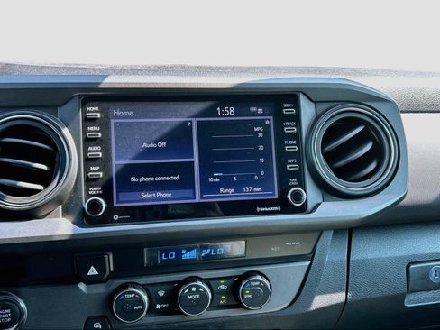 Used 2022 Toyota Tacoma TRD Off-Road RWD image 25