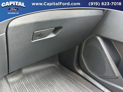 Certified 2020 Ford Explorer Platinum w/ Premium Technology Package AWD/4WD image 28