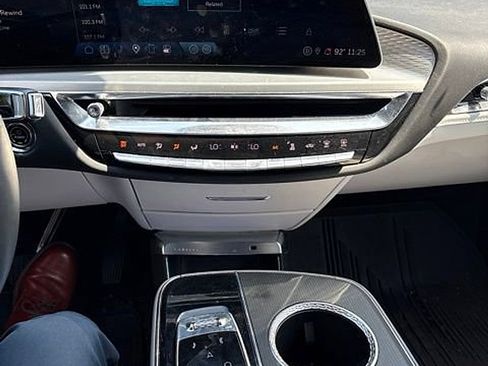 Certified 2024 Cadillac Lyriq Sport AWD/4WD image 9