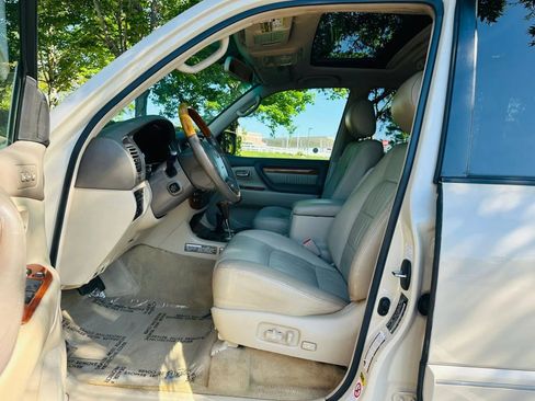 Used 2006 Lexus LX 470 4WD image 7