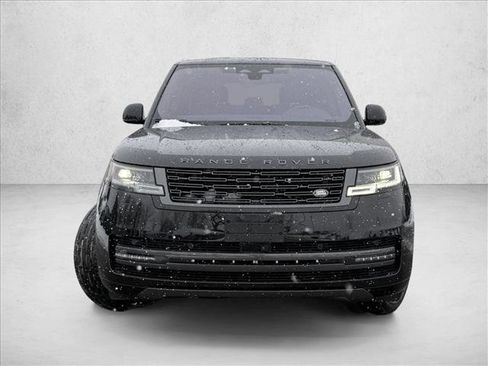 Used 2023 Land Rover Range Rover SE image 2