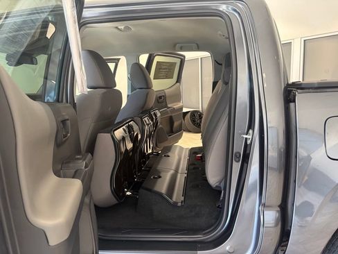 Used 2023 Toyota Tacoma SR AWD/4WD image 20