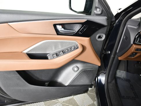 Certified 2024 Acura MDX SH-AWD w/ Technology Package image 36