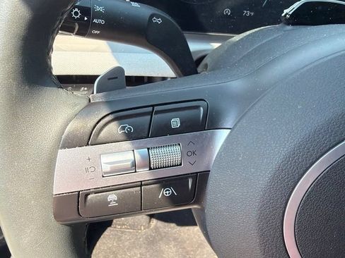 Used 2025 Hyundai Tucson Limited AWD/4WD image 14