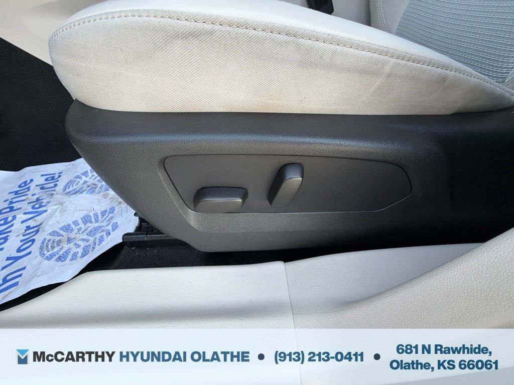 Used 2023 Buick Envision Preferred FWD image 24