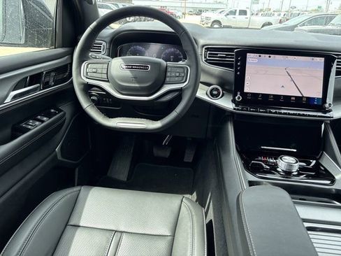 New 2026 Jeep Grand Wagoneer 4WD image 16