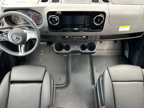 New 2026 Mercedes-Benz Sprinter 2500 image 13