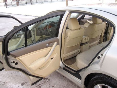 Used 2006 INFINITI G35 x Sedan w/ (P03) Premium Pkg C image 27