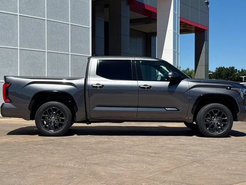 Used 2023 Toyota Tundra Platinum w/ Advanced Package AWD/4WD image 3