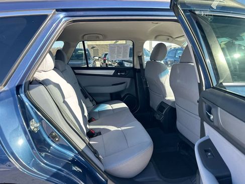 Used 2019 Subaru Outback 2.5i Premium image 25