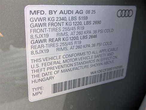 New 2025 Audi Q3 2.0T Premium image 17