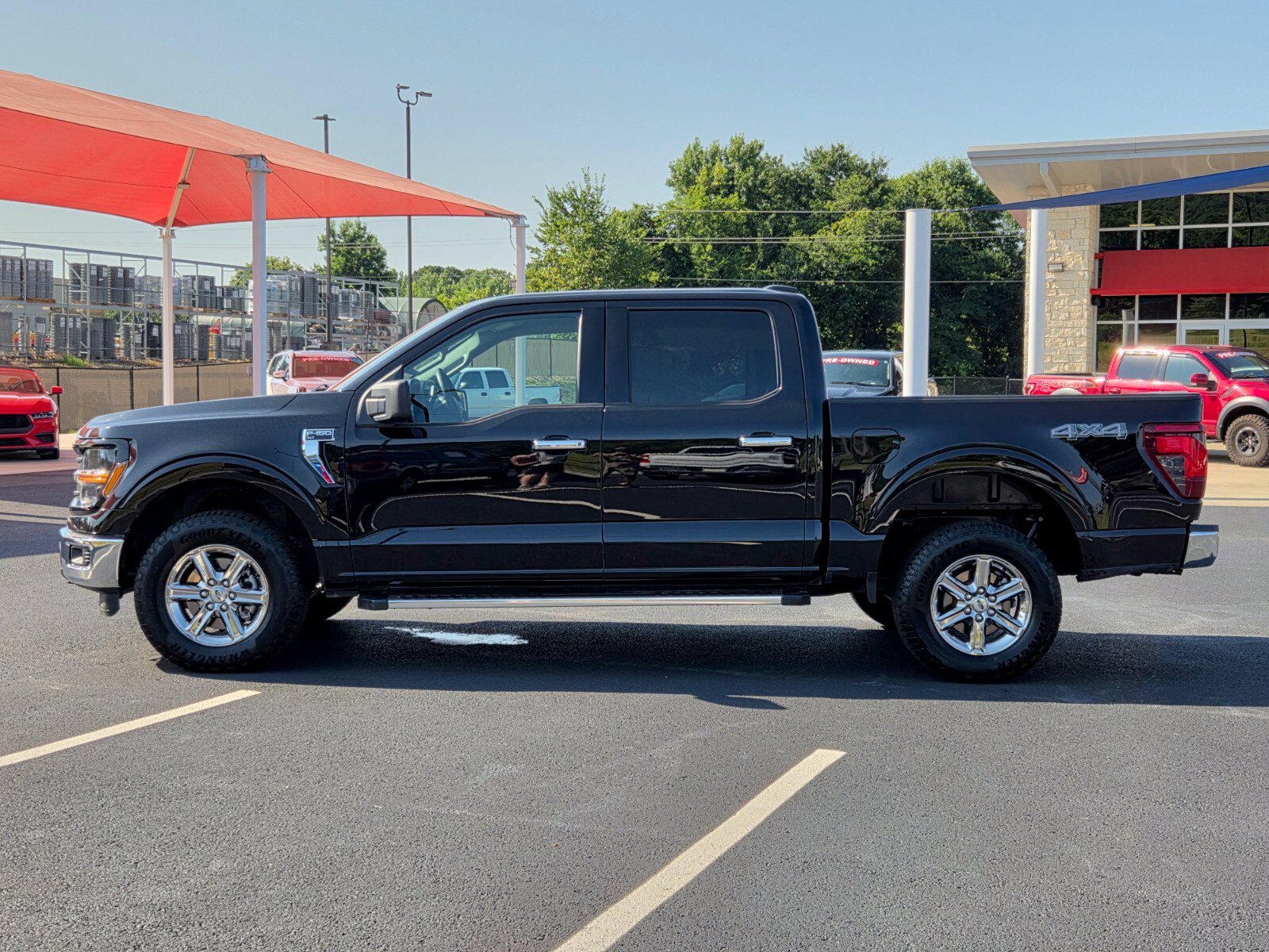 Used 2025 Ford F150 XLT w/ Equipment Group 301A Standard AWD/4WD image 2