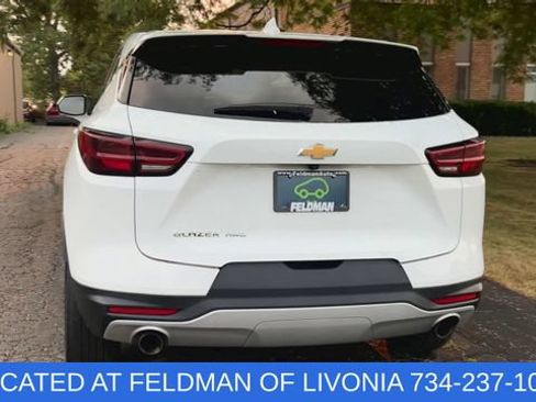 Used 2025 Chevrolet Blazer LT AWD/4WD image 7