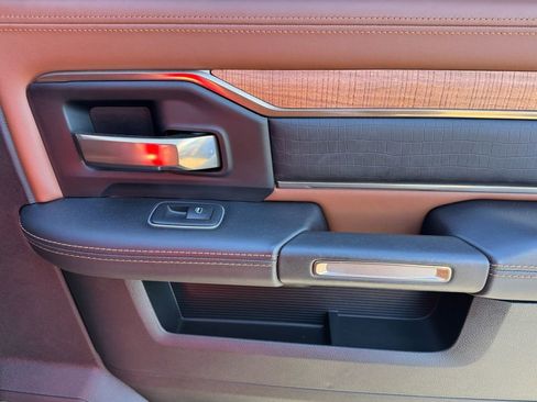 Used 2022 RAM 2500 Limited image 20