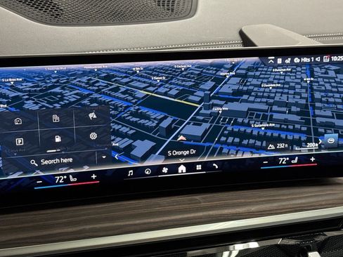 New 2026 BMW X5 xDrive50e w/ Premium Package image 24