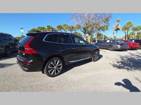 Used 2022 Volvo XC60 T8 Inscription Expression w/ Advanced Package image 39