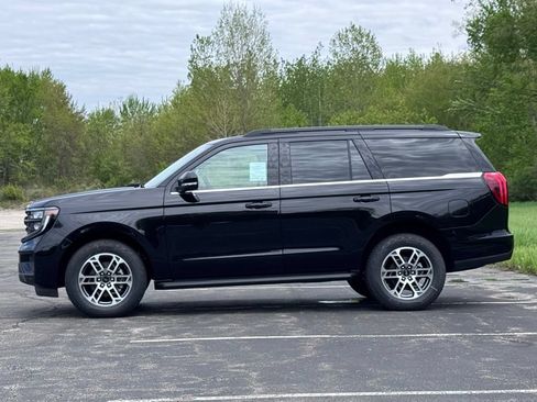 New 2026 Ford Expedition Active AWD/4WD image 8