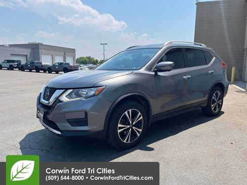 Used 2020 Nissan Rogue SV w/ Premium Package AWD/4WD image 4