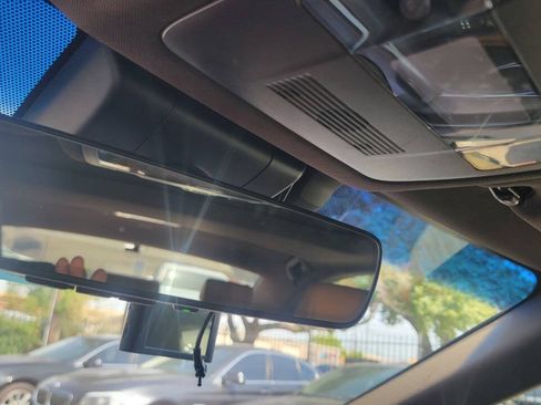 Used 2019 Lexus ES 300h FWD image 36