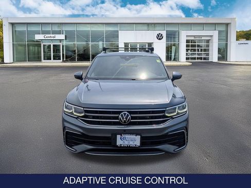 Used 2022 Volkswagen Tiguan SEL R-Line AWD/4WD image 2