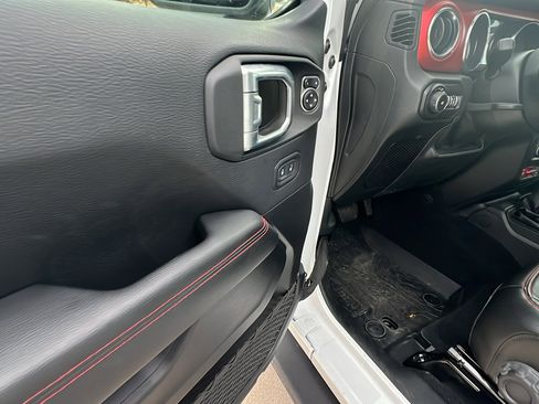 Used 2021 Jeep Wrangler Unlimited Rubicon image 15