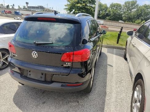 Used 2017 Volkswagen Tiguan Wolfsburg Edition AWD/4WD image 13