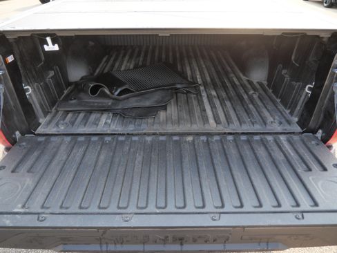 Certified 2025 Toyota Tundra Limited AWD/4WD image 18