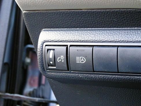 Used 2021 Toyota Corolla LE w/ Carpet Mat Package (TMS) FWD image 25