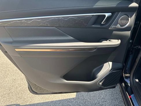 New 2026 Buick Enclave Avenir image 15