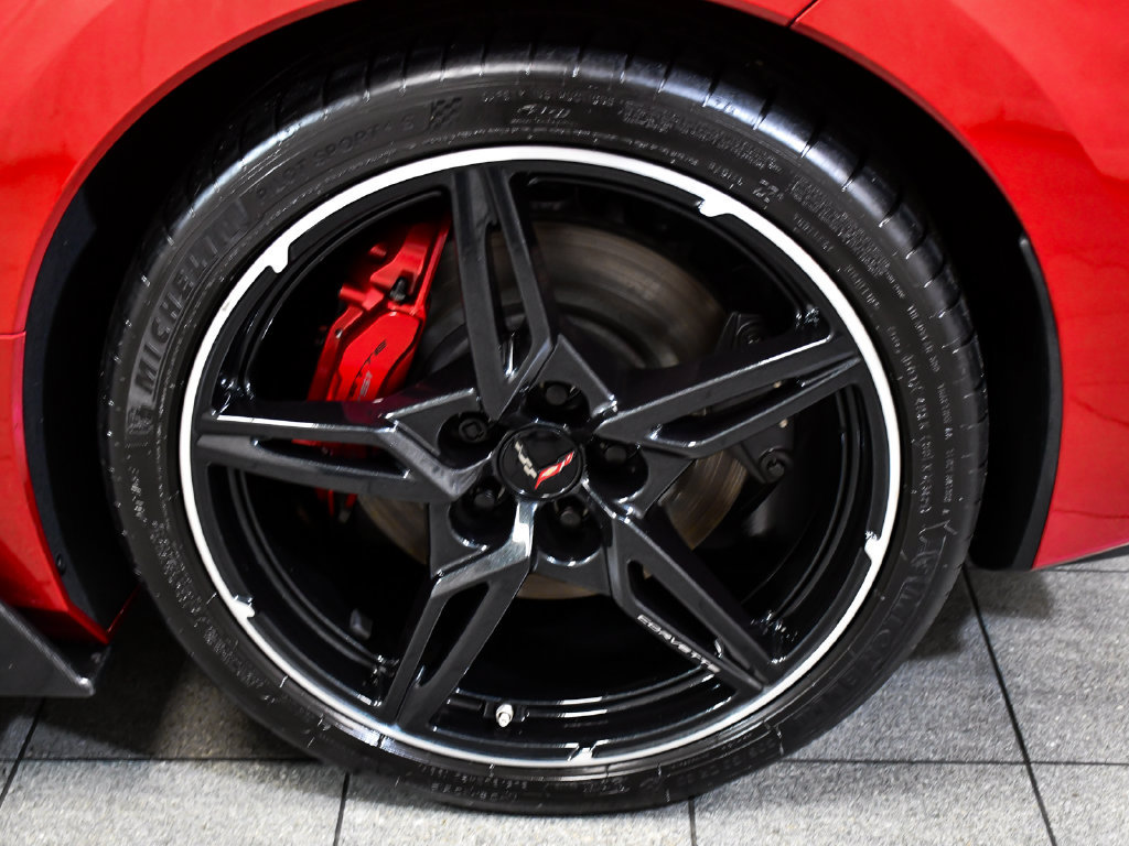 Used 2022 Chevrolet Corvette Stingray Preferred Cpe w/ Z51 Performance Package RWD image 10
