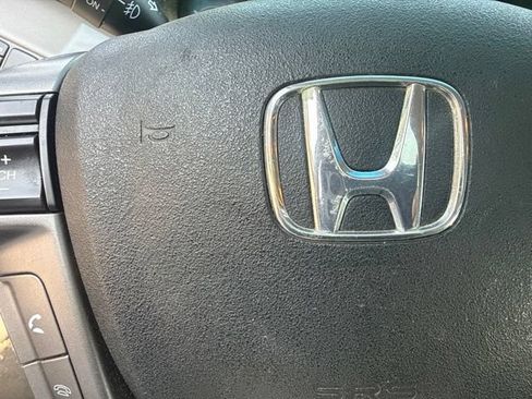 Used 2011 Honda Odyssey Touring image 18