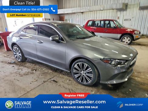 Used 2021 Mercedes-Benz CLA 250 4MATIC w/ Premium Package image 5