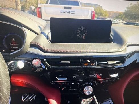 Used 2023 Acura MDX A-Spec image 9