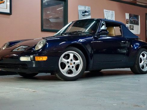 Used 1995 Porsche 911 Carrera image 11