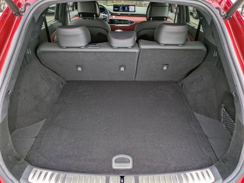 Certified 2022 Genesis GV70 3.5T Sport w/ Sport Prestige Package image 18