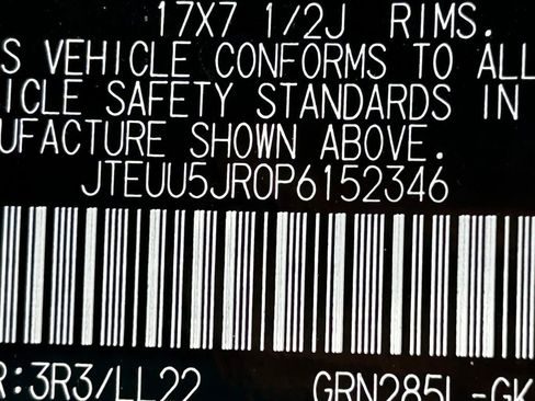 Used 2023 Toyota 4Runner 40th Anniversary SE image 46