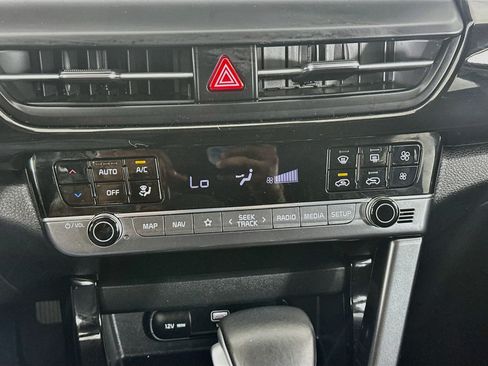 Used 2025 Kia Seltos S FWD image 24