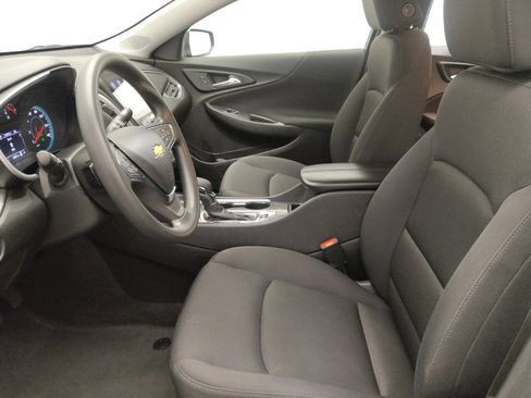 Used 2025 Chevrolet Malibu LT image 17