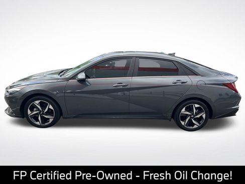 Used 2023 Hyundai Elantra Limited FWD image 4